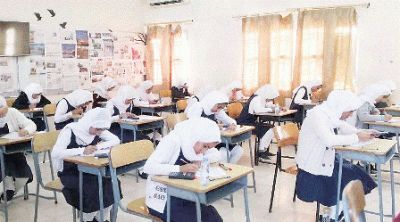 « عمان » ترصد استعدادات الطلبة وأولياء الأمور لامتحانات نهاية الفصل الدراسي الأول