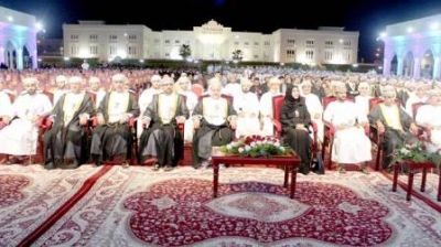 تخريج 612 خريجا وخريجة من الدفعة التاسعة بالكلية التقنية في عبري