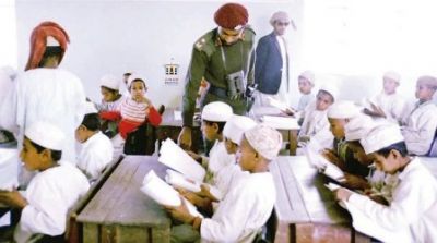 السلطان قابوس يراهن على تعليم أبناء عمان لإيمـانه أنهم وقـود النهضـة ومستقبلها