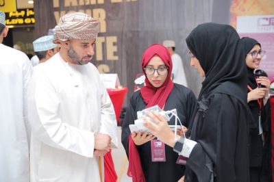 Sixty-Six student companies participate in Injaz Oman’s second exhibition