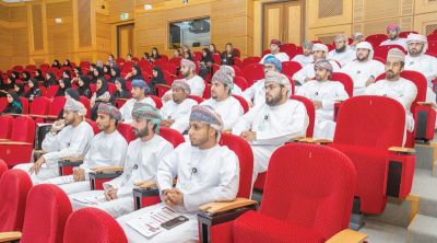  64 طبيبا عمانيا في 15 تخصصا يلتحقون بـ «الاختصاصات الطبية»
