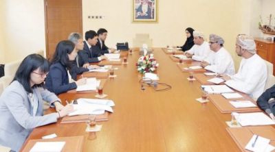 Oman, China review cooperation in higher education