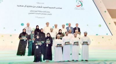 Twelve get National Research Awards