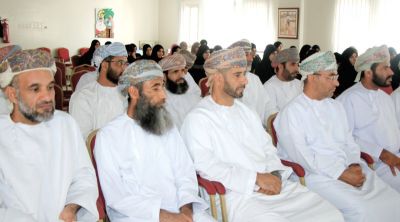 Educational meeting in Dakhiliyah discusses management of school buses