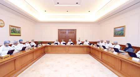«التعليم والبحوث» بمجلس الدولة تطلع على جهود جامعة السلطان قابوس