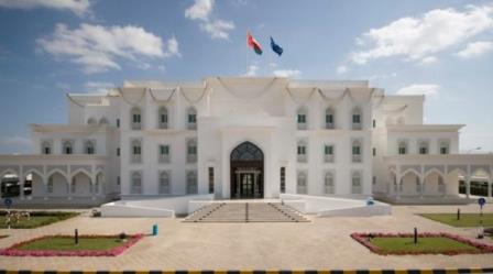 "الاعتماد الأكاديمي" تضع كلية عمان للسياحة "تحت الملاحظة" لمدة عام
